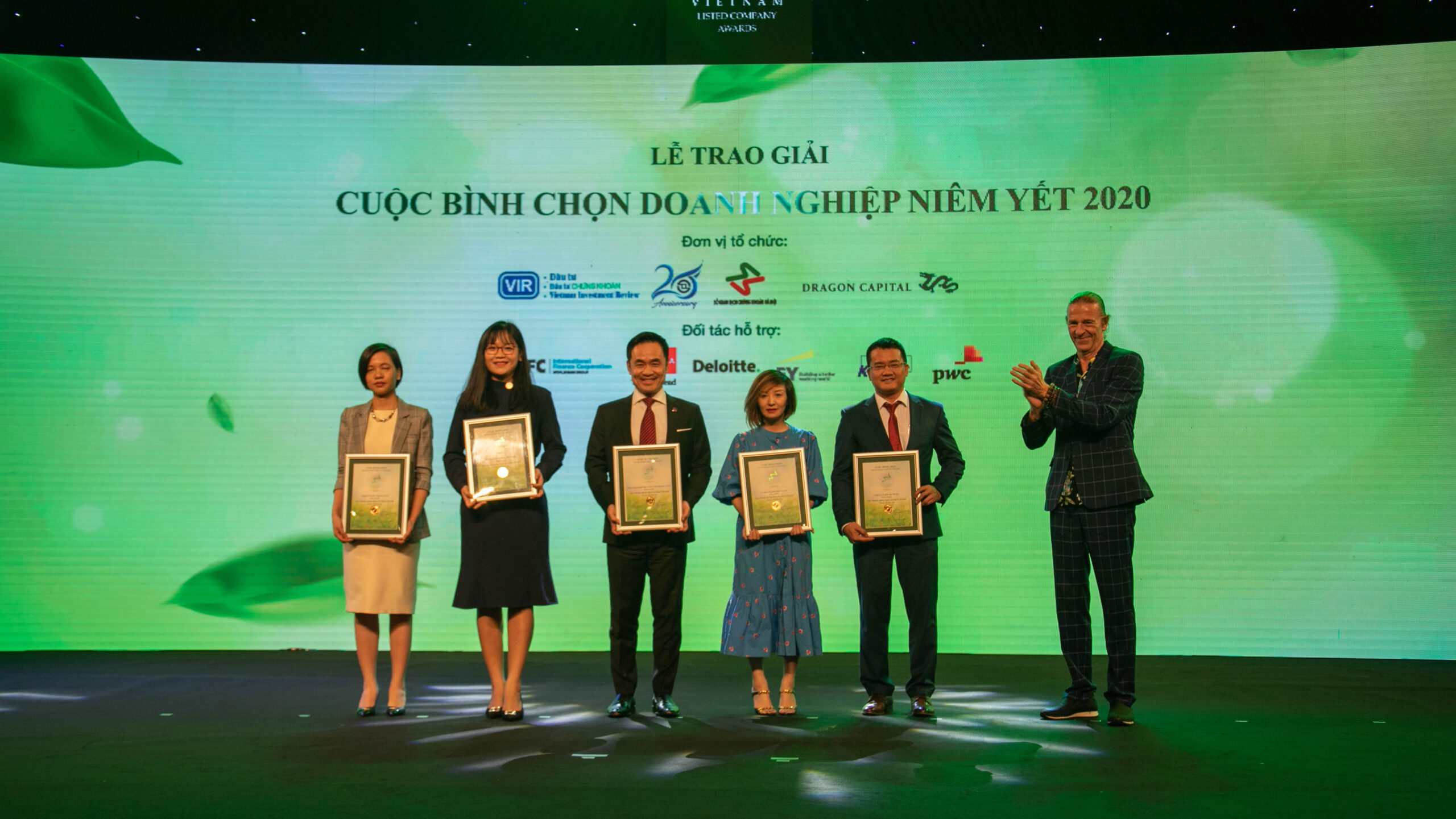 249Kết quả bình chọn và trao giải năm 2020
