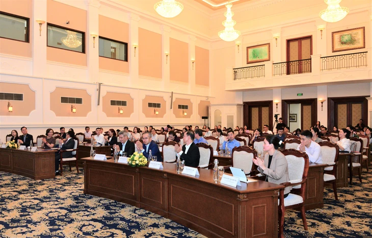 Hàng tỉ USD chờ gõ cửa: Không muốn lỡ cơ hội, doanh nghiệp Việt chỉ có cách minh bạch